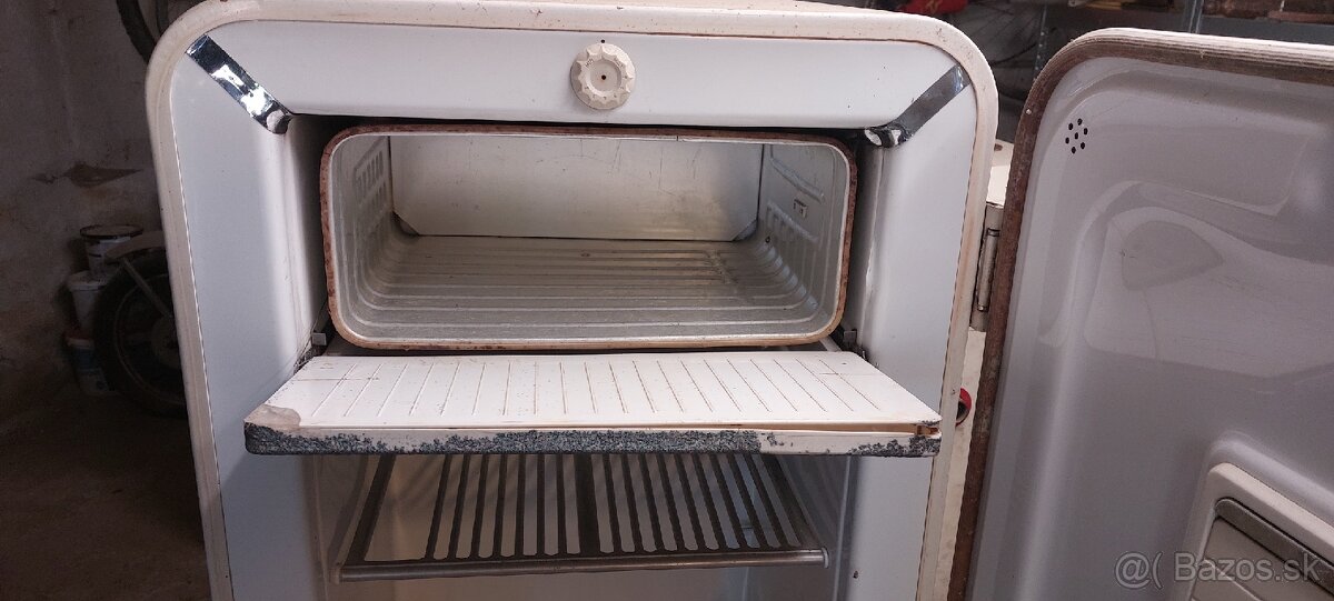 Retro chladnička CALEX - 3