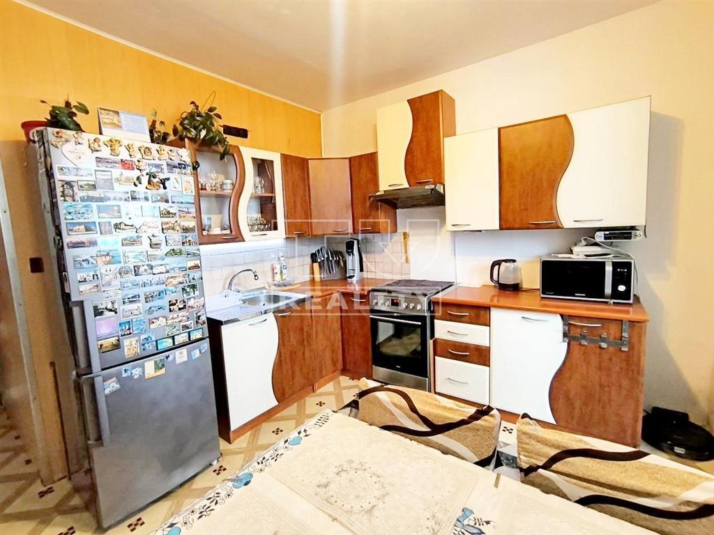 Znížená cena....Na predaj 2-izbový byt s lodžiou v... - 3