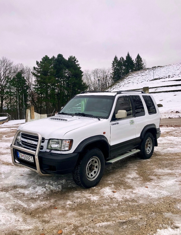 Predám Isuzu Trooper 3.0 DTi - 3