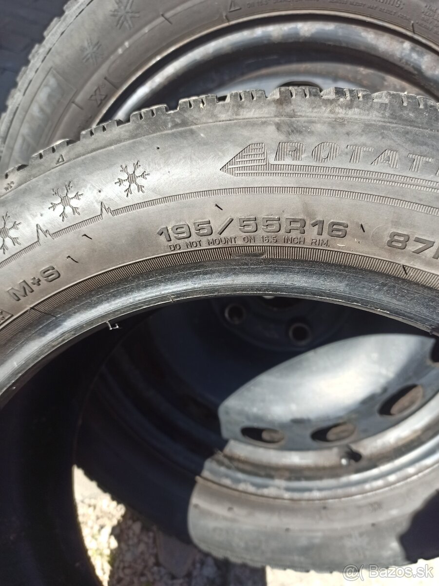 Predám zimné pneumatiky 2ks Dunlop Winter - 3