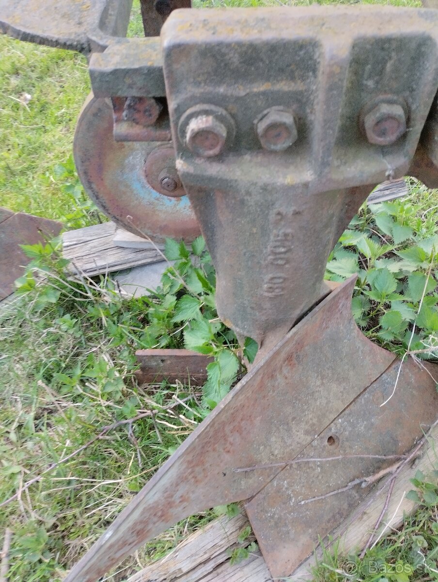 Darujem pluh za cenu celeza - 3