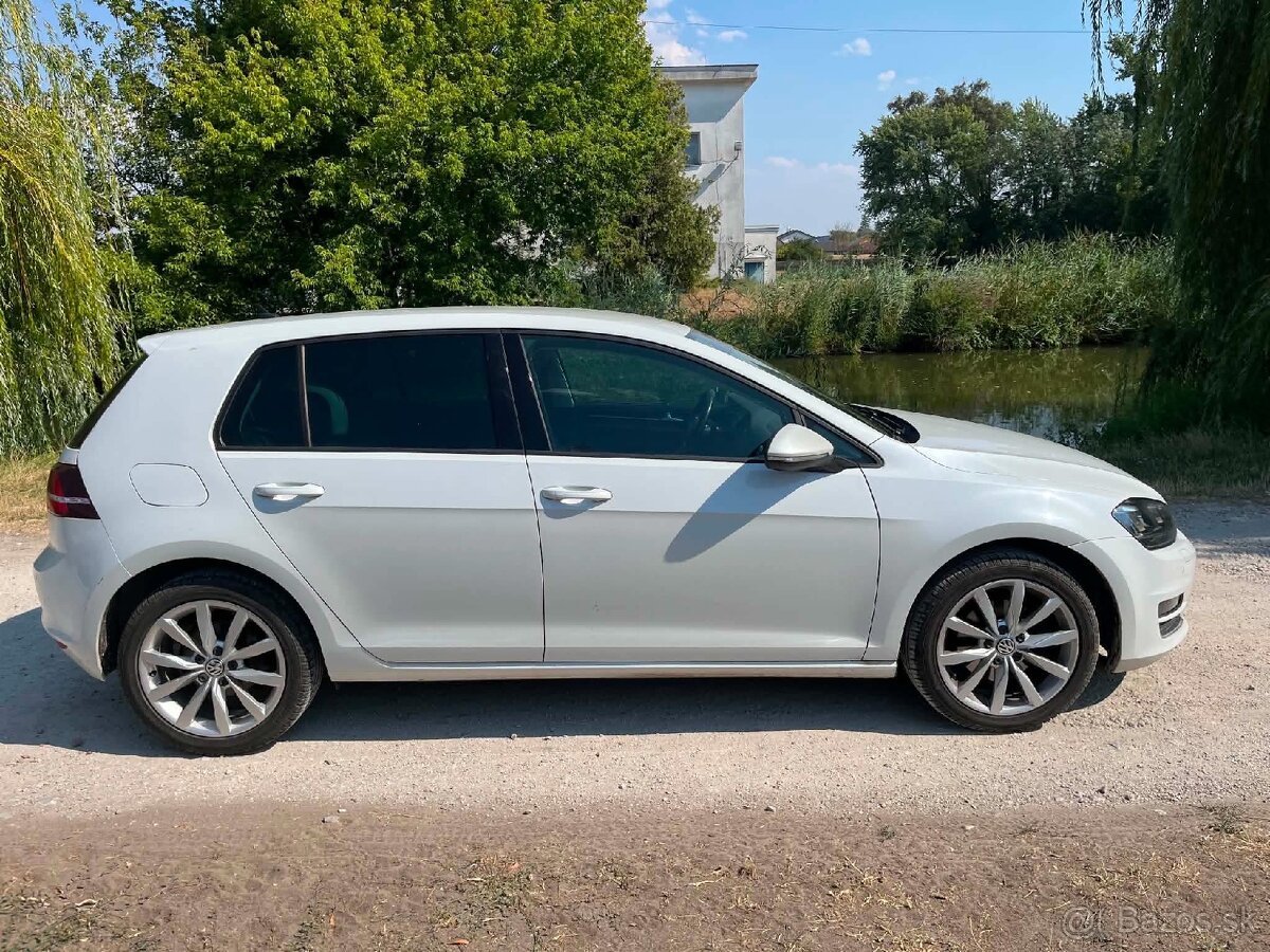 VOLKSWAGEN GOLF 7 - 3