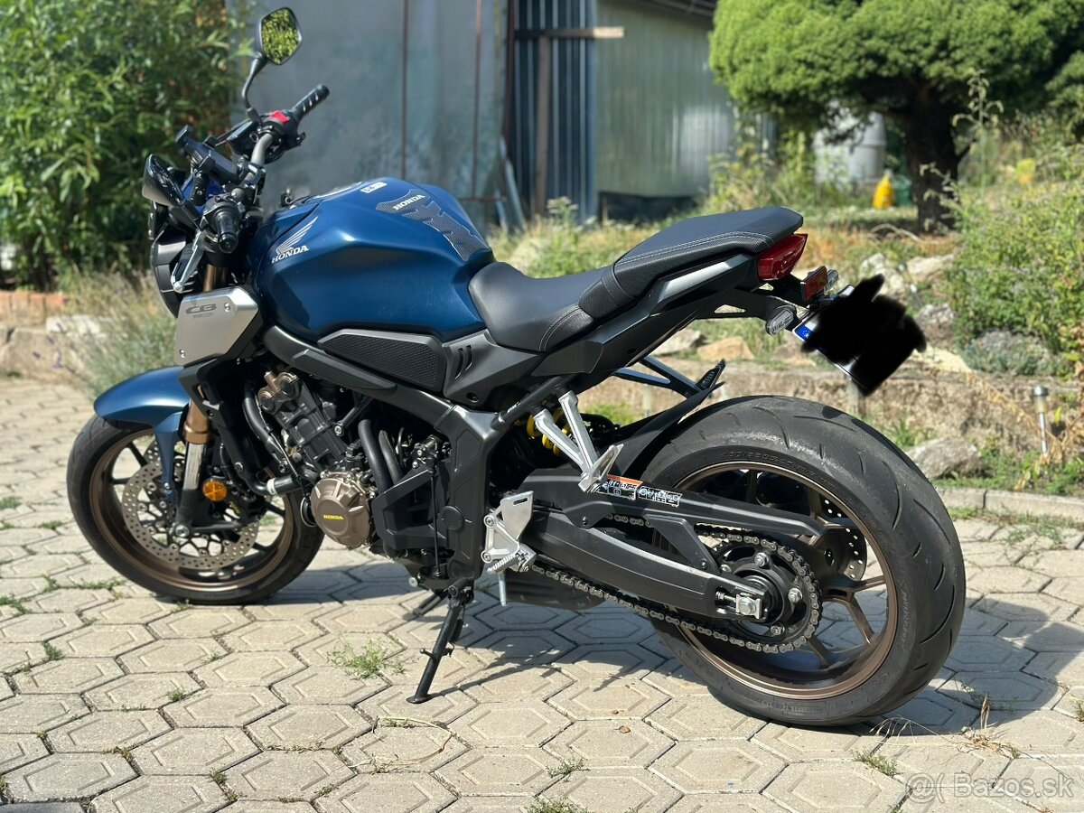 Honda CB650R - 3
