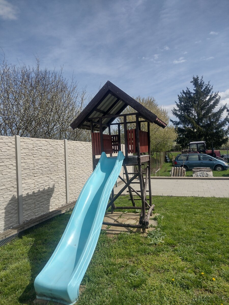 Šmýkačka s preliezkou - 3