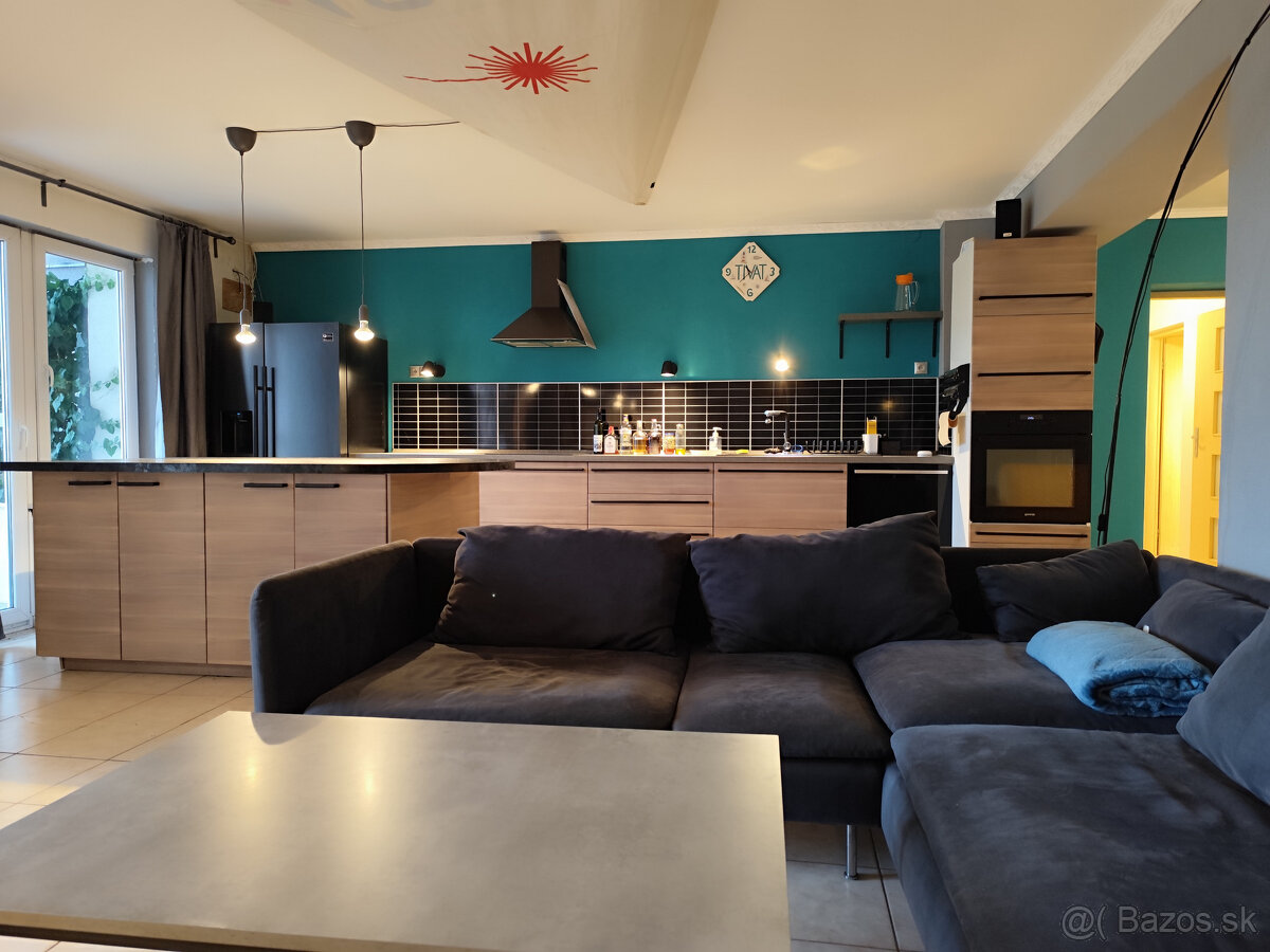 FINREA│3-izbový byt s terasou, predzáhradkou a parkovacím mi - 3