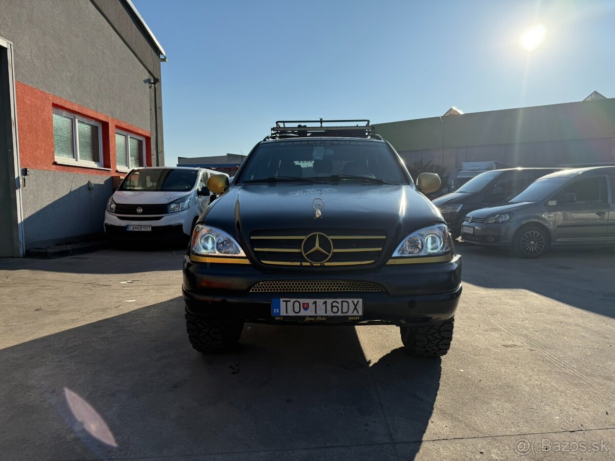 Mercedes Benz ML320 W163