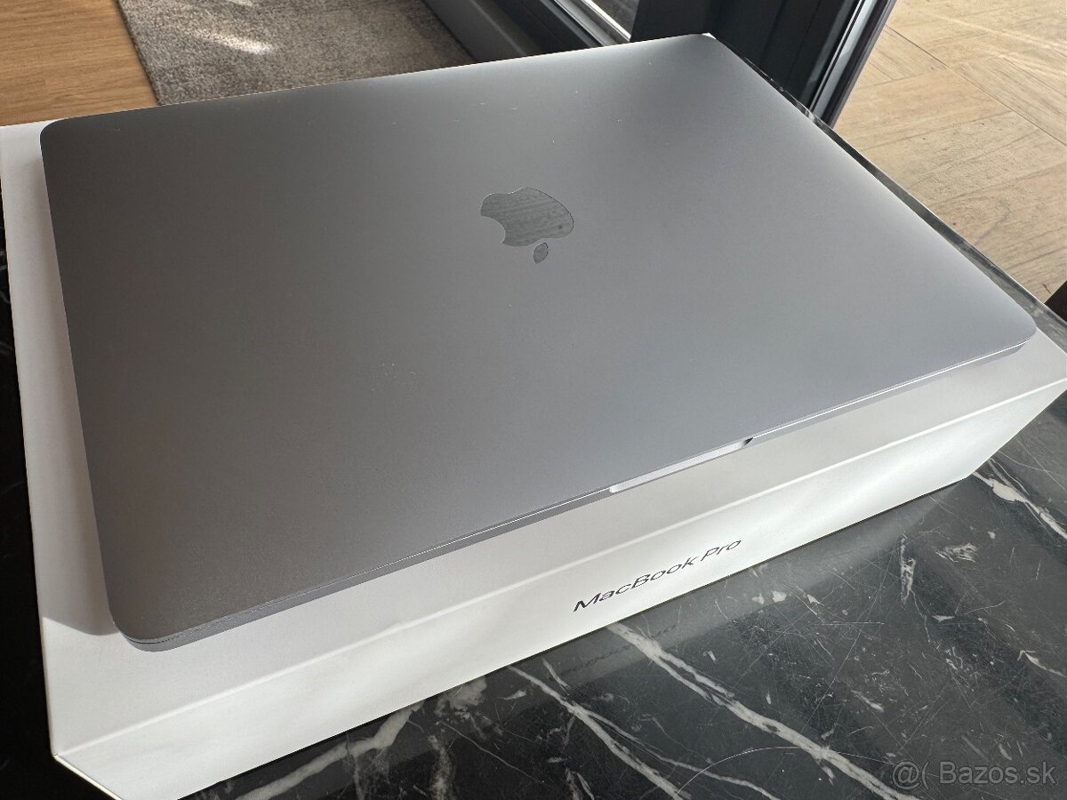 Macbook PRO M1 13" space grey touchbar - 3