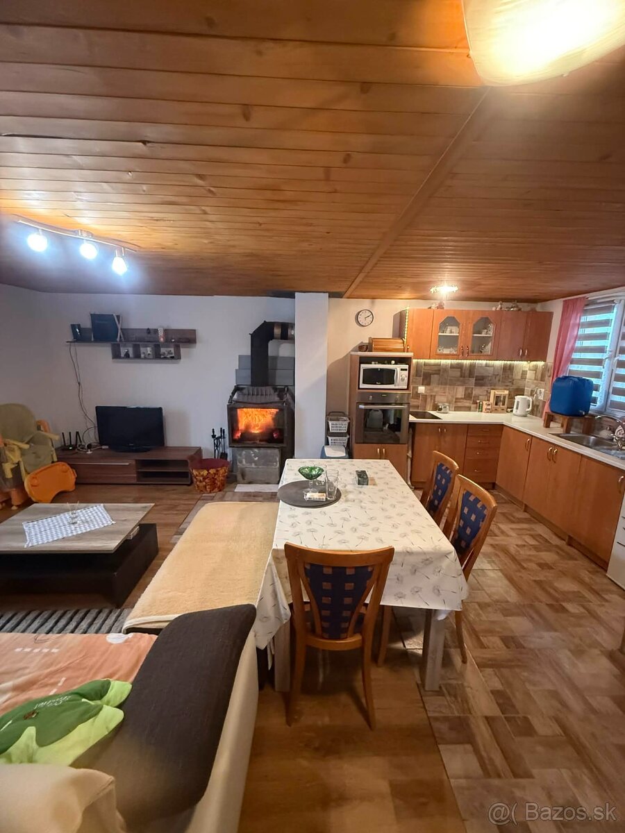 Celoročná chata nad mestom - 3