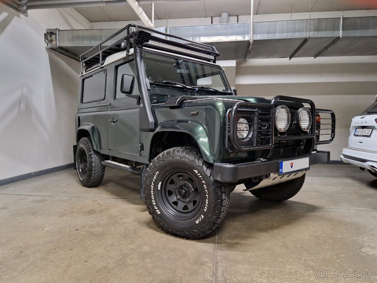 Land Rover Defender 2.5 turbodiesel Webasto 7 miestne 4x4