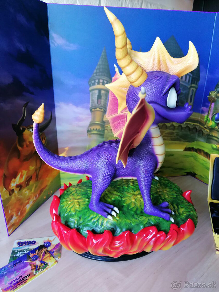 Spyro the dragon - First4Figures socha - 3