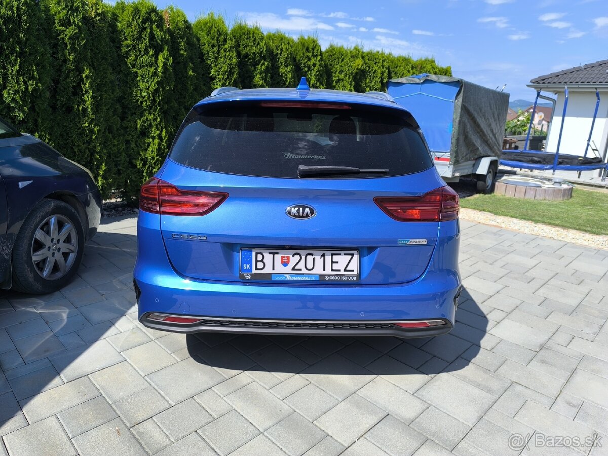 Predam Kia Ceed SW 1.6 crd Gold - 3