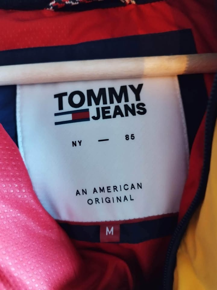 Tommy Hilfiger - 3