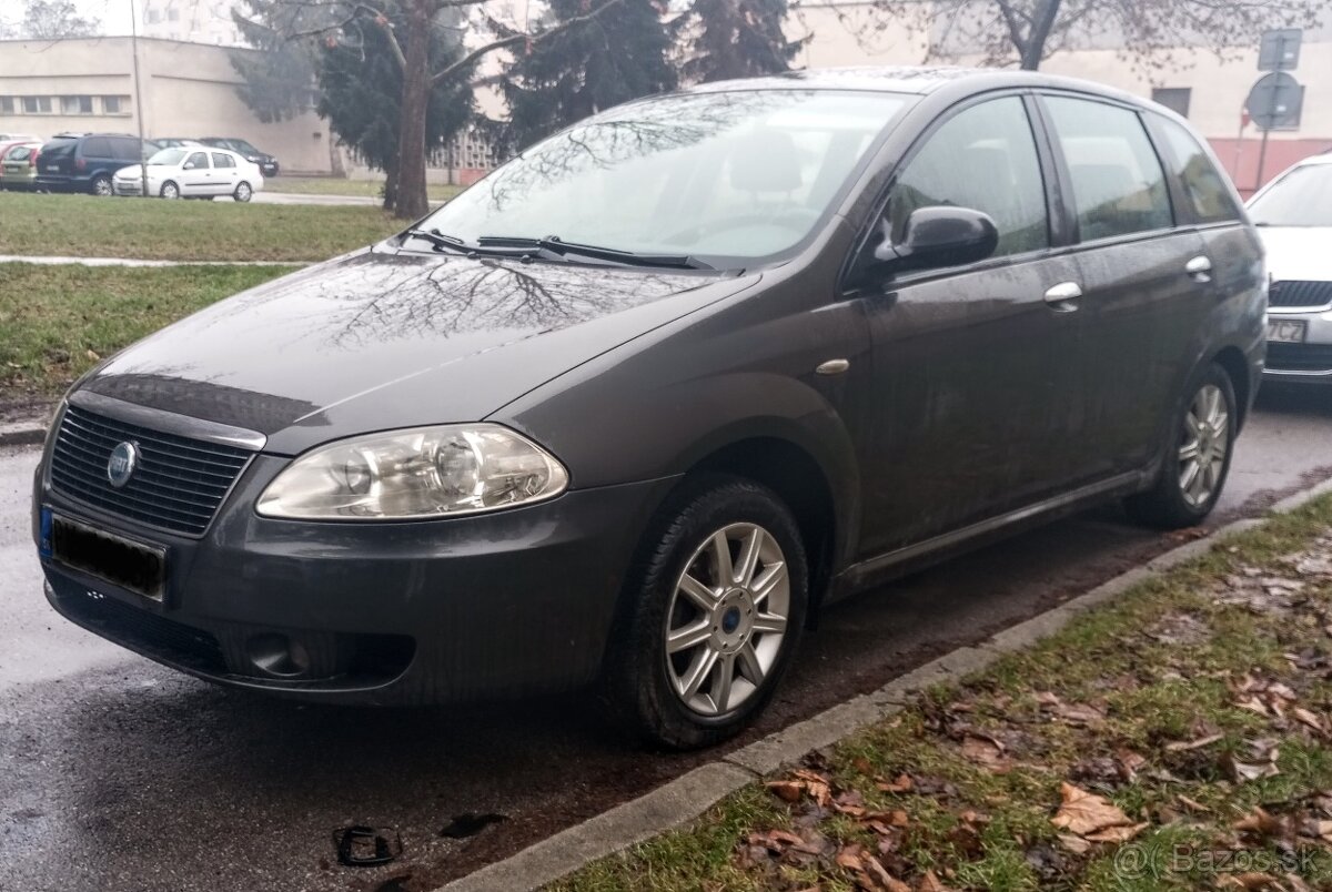 Fiat Croma 2.2 benzín - 3