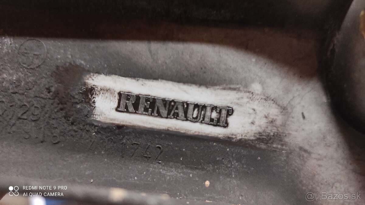 Kryt kolesa Renault R16 - 3