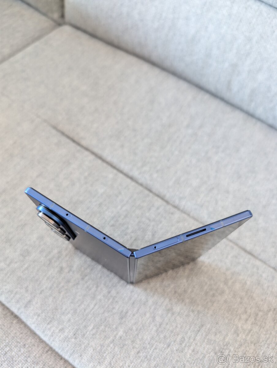 Predám Samsung Galaxy Z Fold7 - 3