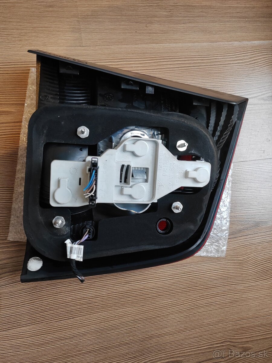 Octavia 2 combi ľavé svetlo - 3