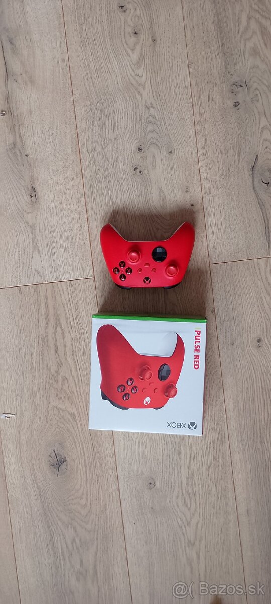 Xbox series s x pulse red ovládač - 3