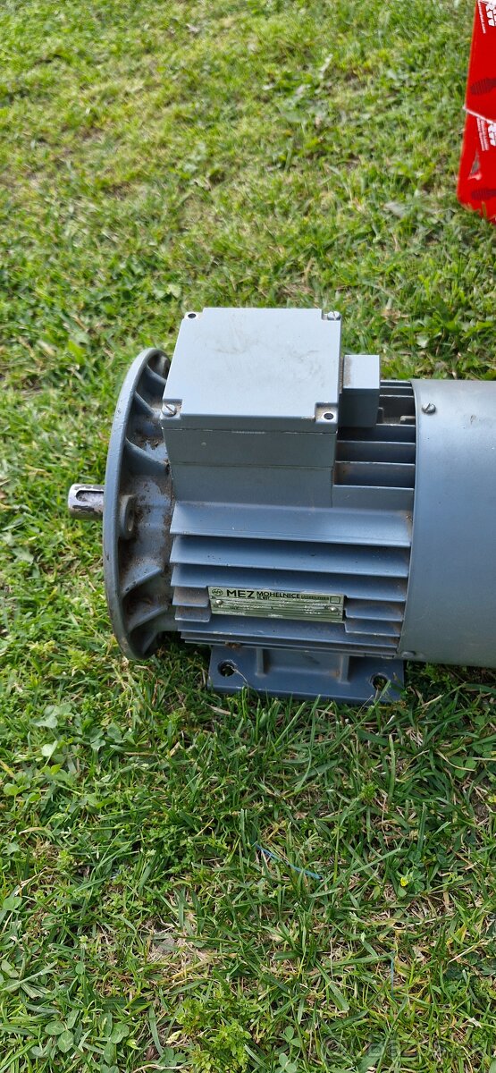 Nový elektromotor 1,1 kW - 3