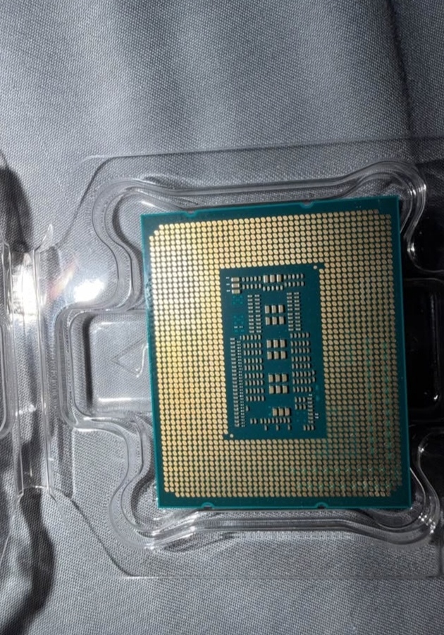 Intel Core i9-13900KF - 3