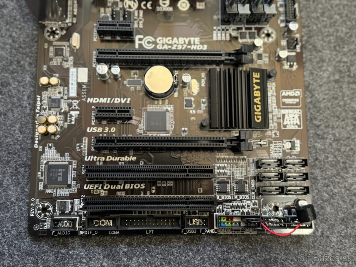 Základná doska GIGABYTE Z97 + Intel I7 4790 + 16GB RAM - 3
