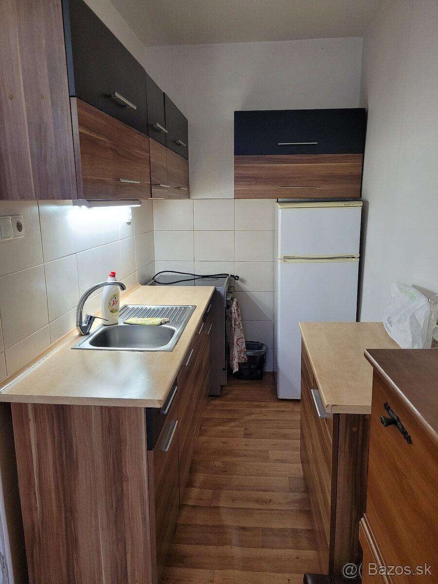 Predaj 1,5 izb. byt, ul. J. Hollého - 3