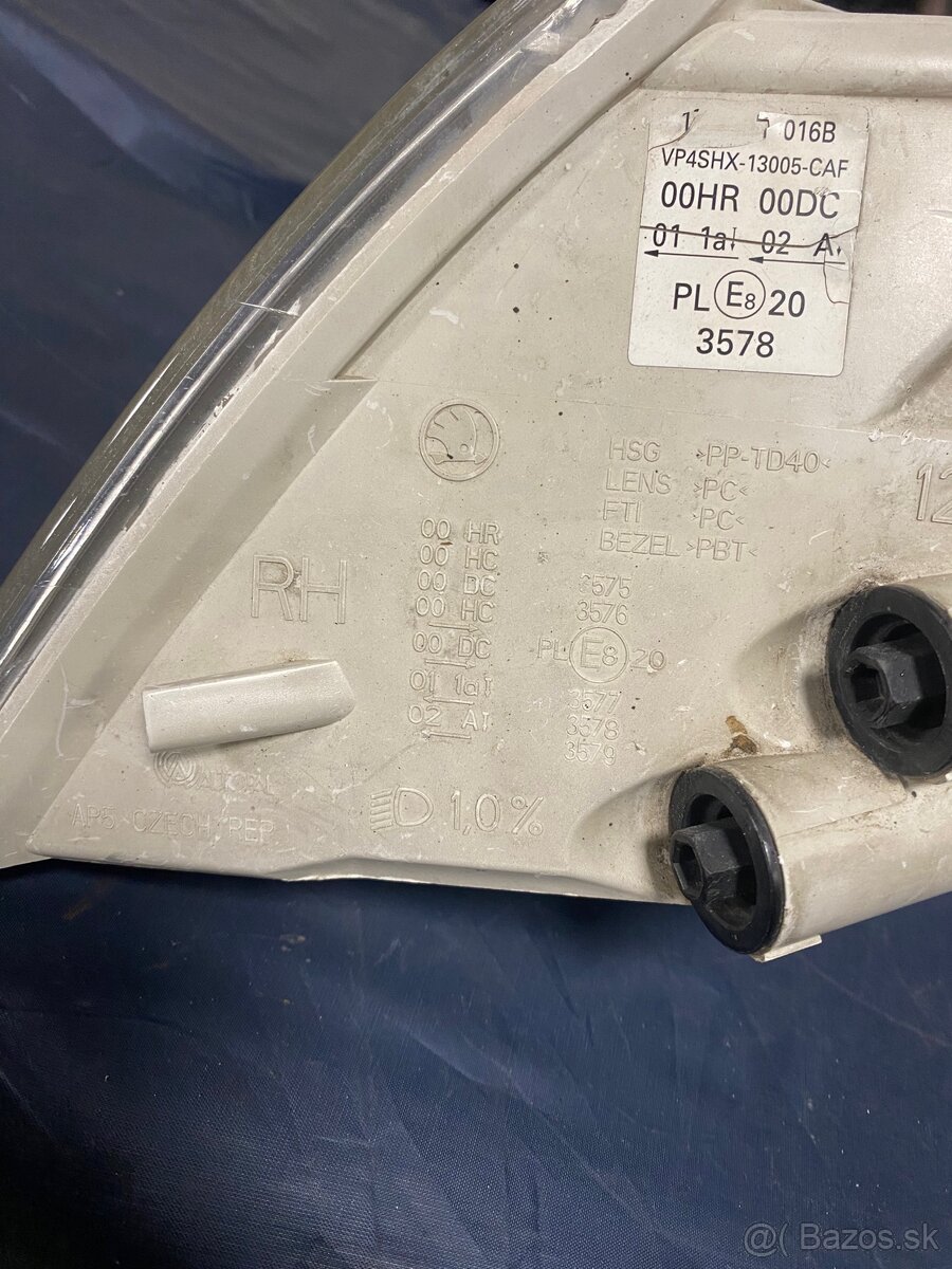 Xenón svetlomet octavia 2 - 3