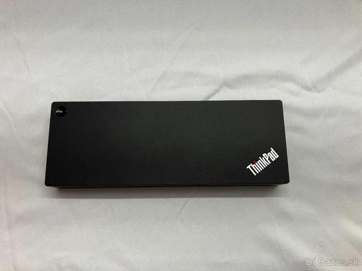 ThinkPad Thunderbolt 4 Workstation Dock - 3