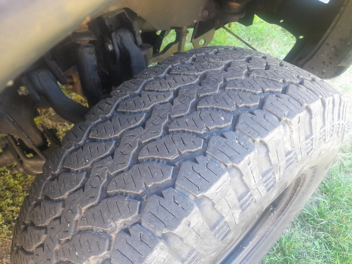 6x139,7 R15 255/70 - 3
