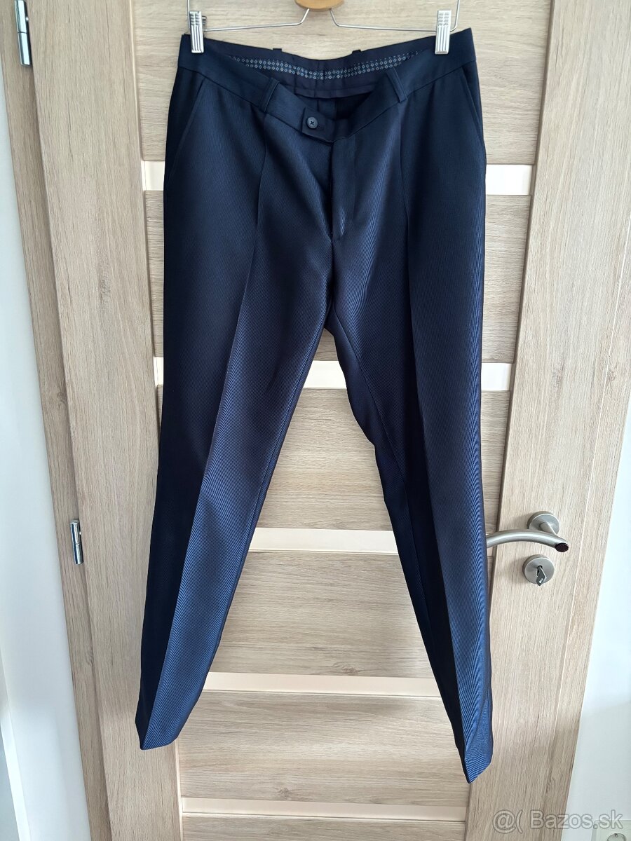 Predám oblek zn. Adam - 3