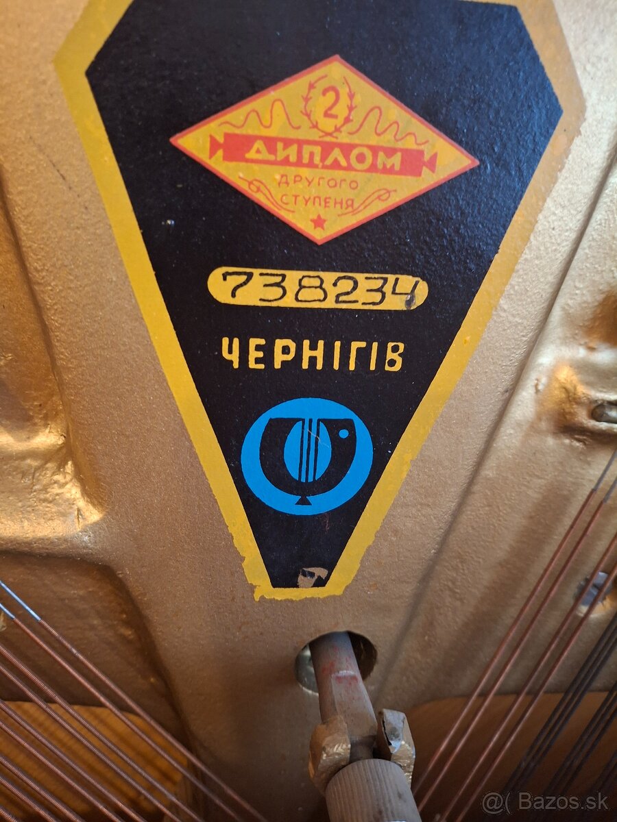 PREDÁM KLAVÍR ZN.ČERNIHIV. - 3