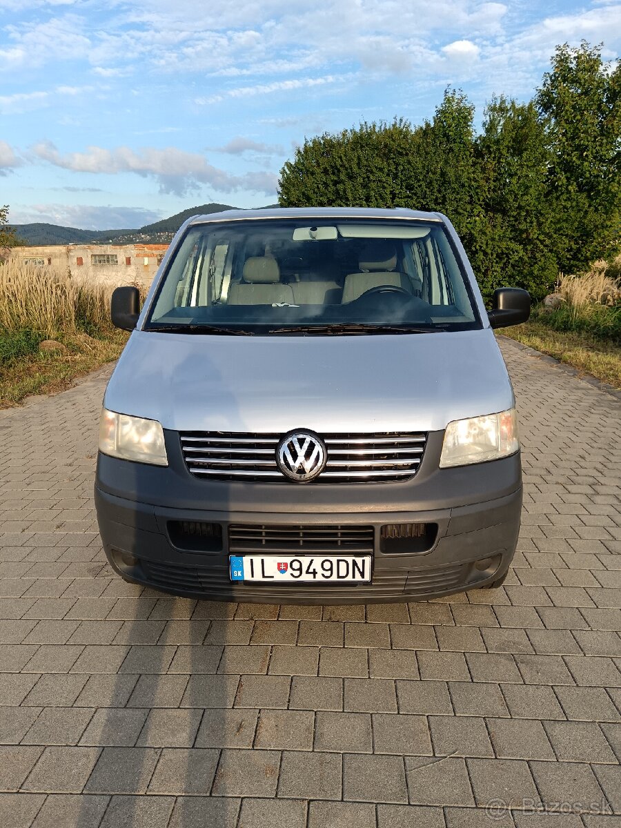 Predám dodávku vw transporter T5 77kw 1.9tdi - 3