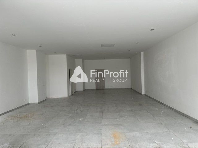 Obchodný priestor v novostavbe bytového domu na prenájom - 1 - 3