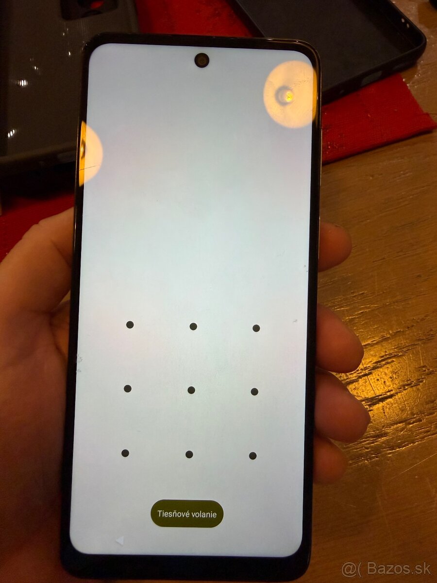 Motorola Moto E32s 4 GB / 64 GB Dual Sim - 3