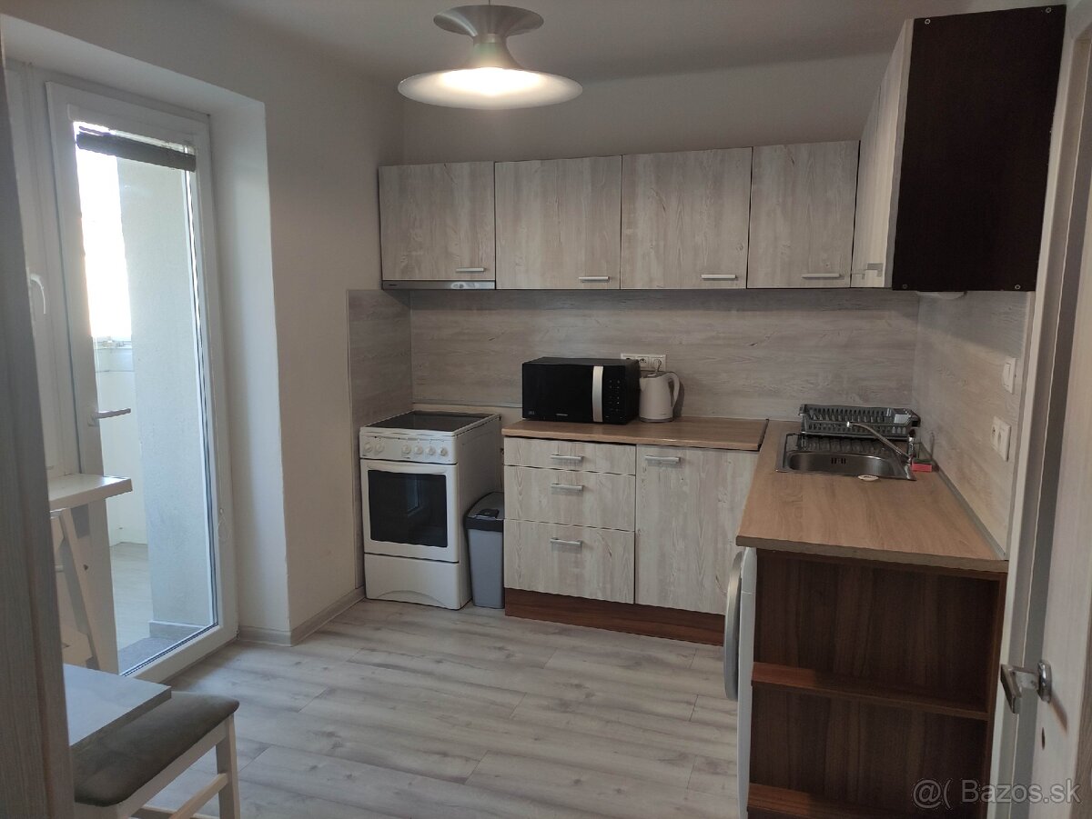 1 izbový byt prenájom - 3
