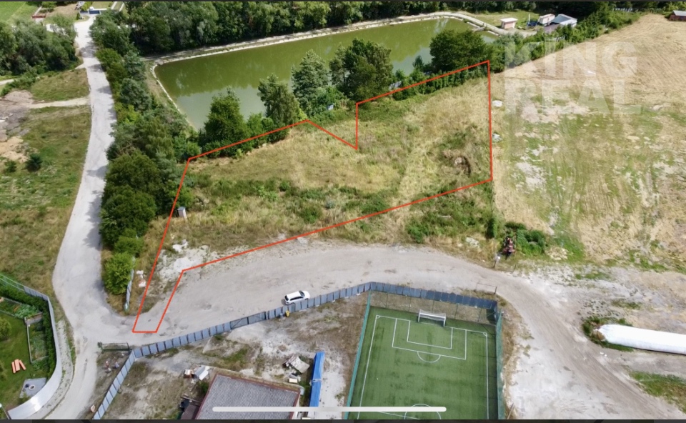 Pozemok v Záhradnom na predaj - 3