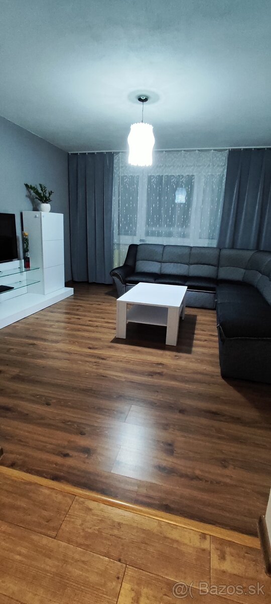 Na predaj 3-izbový byt - 3