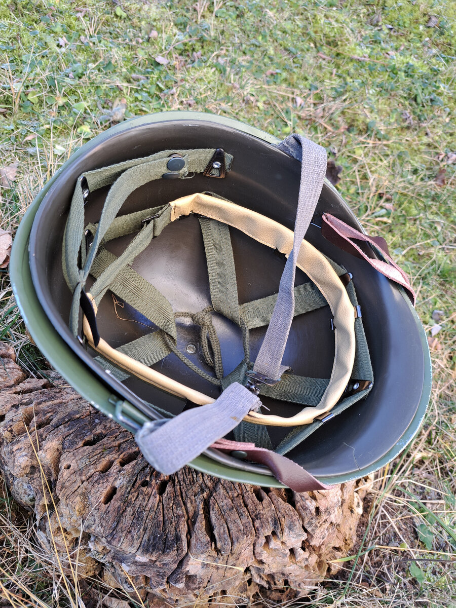 Prilba- Helma M1 - 3