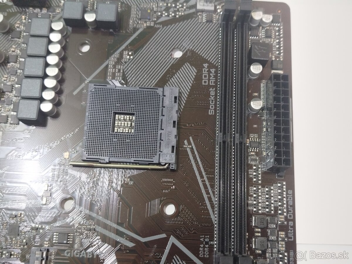Predám základnú dosku Gigabyte A520M H (micro-ATX, socket AM - 3