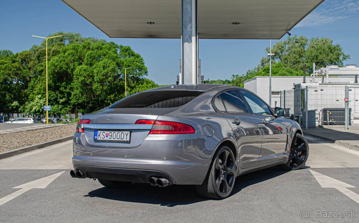 Jaguar XF 4.2 SV8 306kw - 3