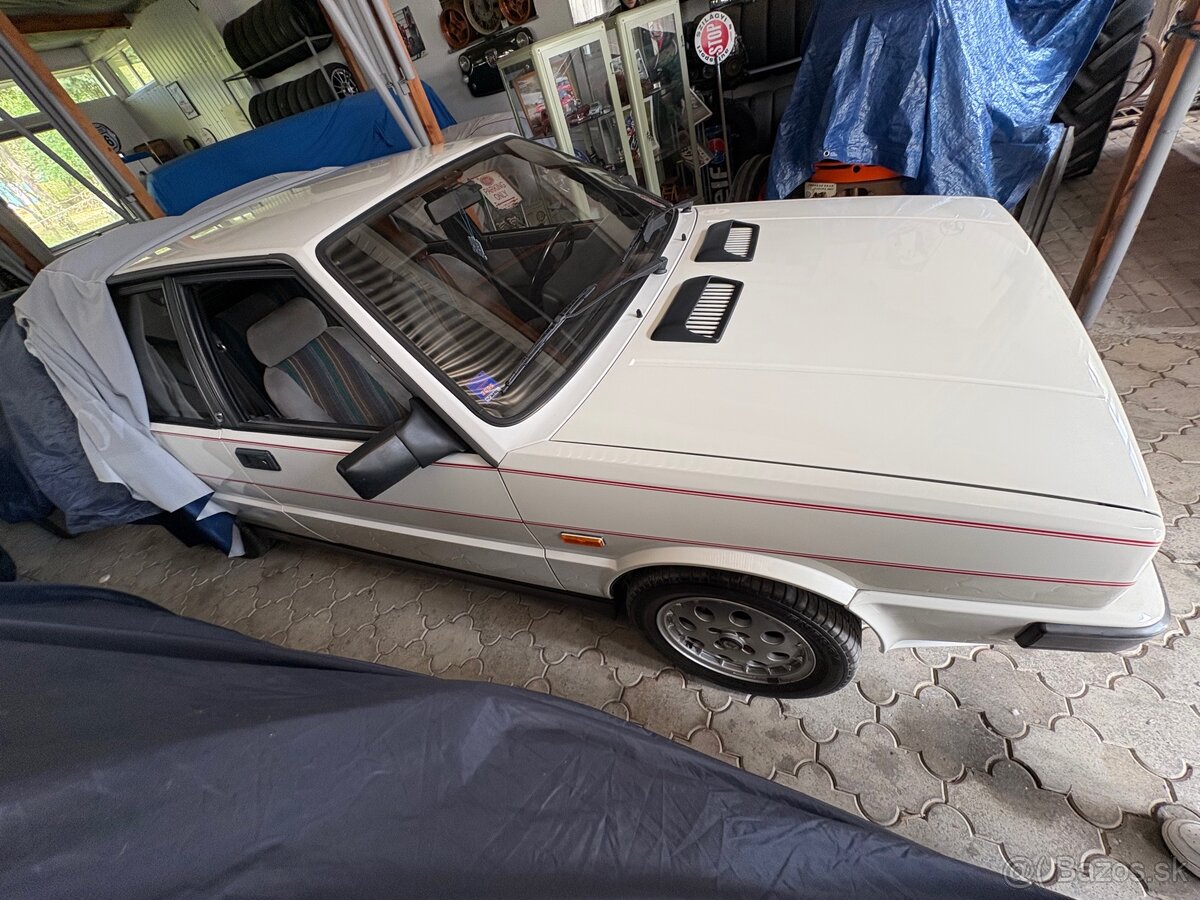 Lancia Delta HF - 3