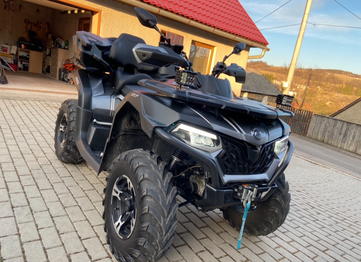 CF Moto Gladiator X626 Touring