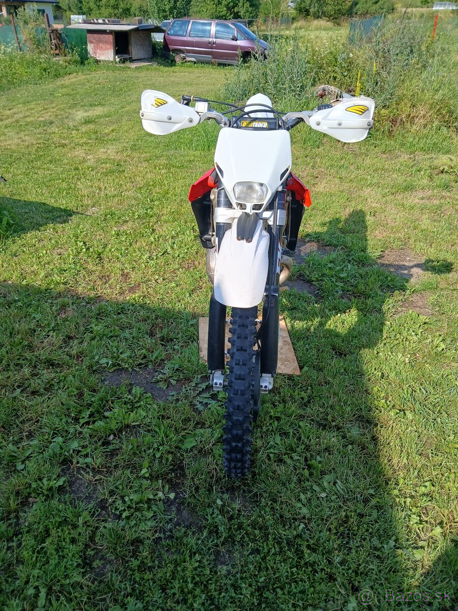 Husqvarna WR250 r.v09