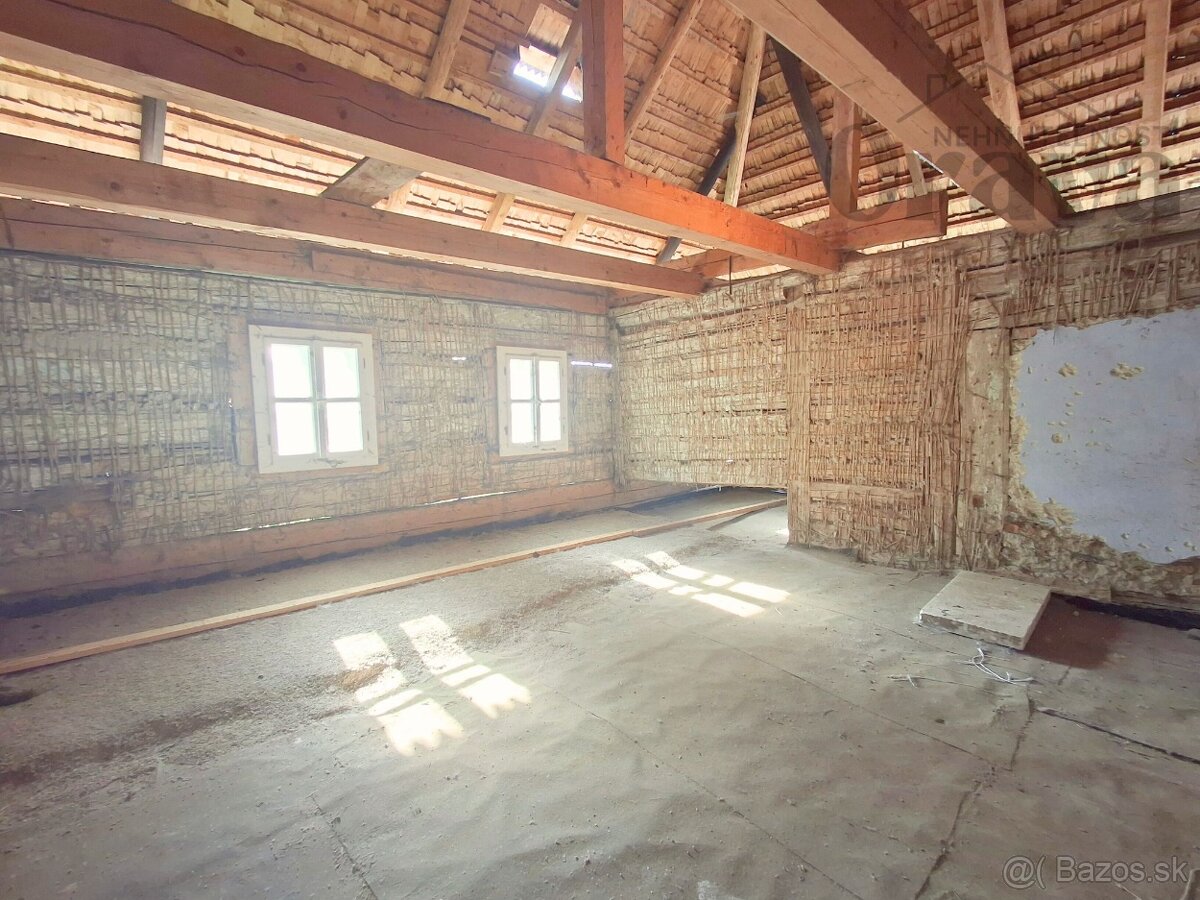 Ľudový zrubový dom na predaj v Tvrdošíne časti Medvedzie - 3