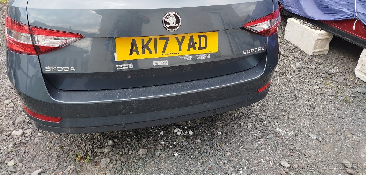 Rozpredám Superb 3 dvere (pravá strana) - 3