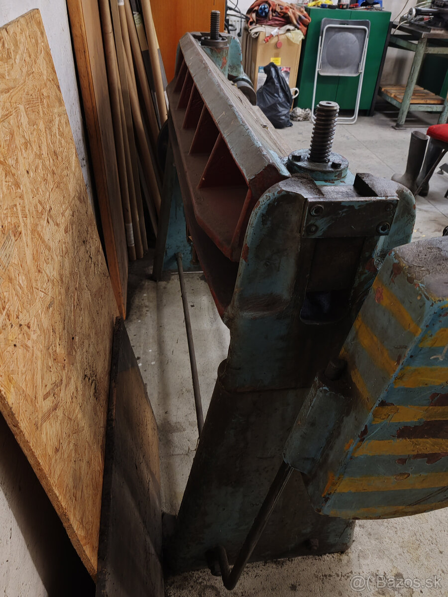 Ohybacka plechu XO 1000/3A - 3