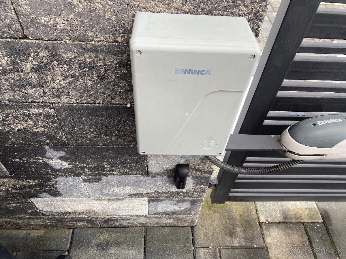 Dvojkrídlová brána - 3