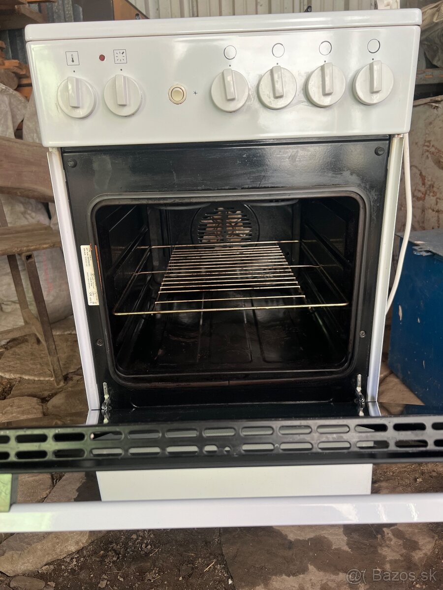 Kombinovaný sporák MORA - 3