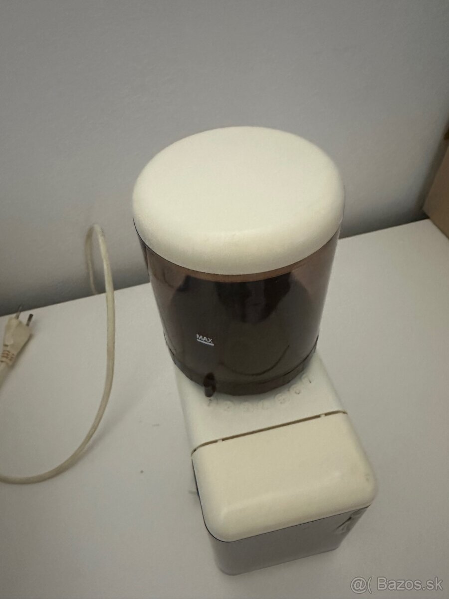 Retro mlynček na kávu - 3