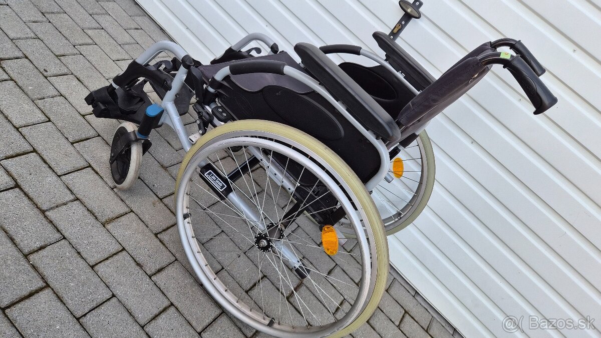 invalidny vozík 46cm odľahčený - 3
