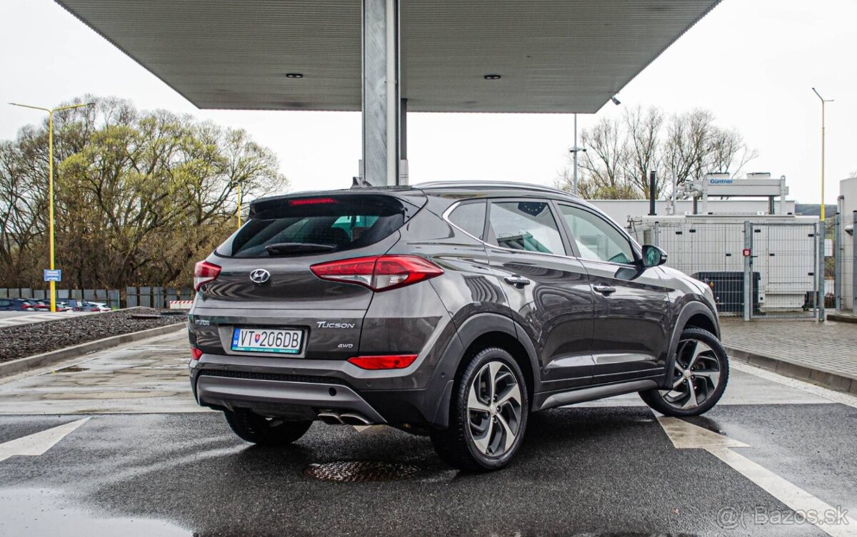 Hyundai Tucson 2.0 CRDi 4x4 Premium - 3